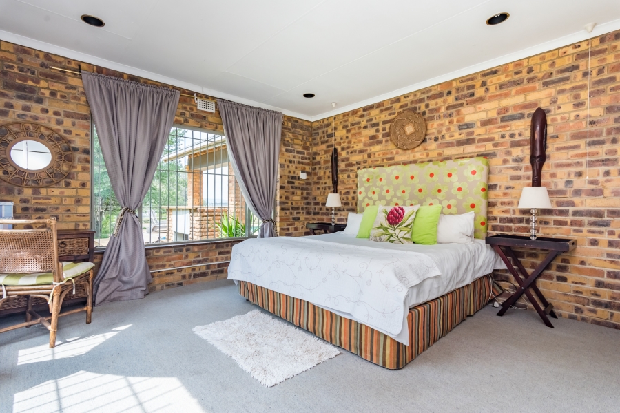 4 Bedroom Property for Sale in Vaaldam SH Free State